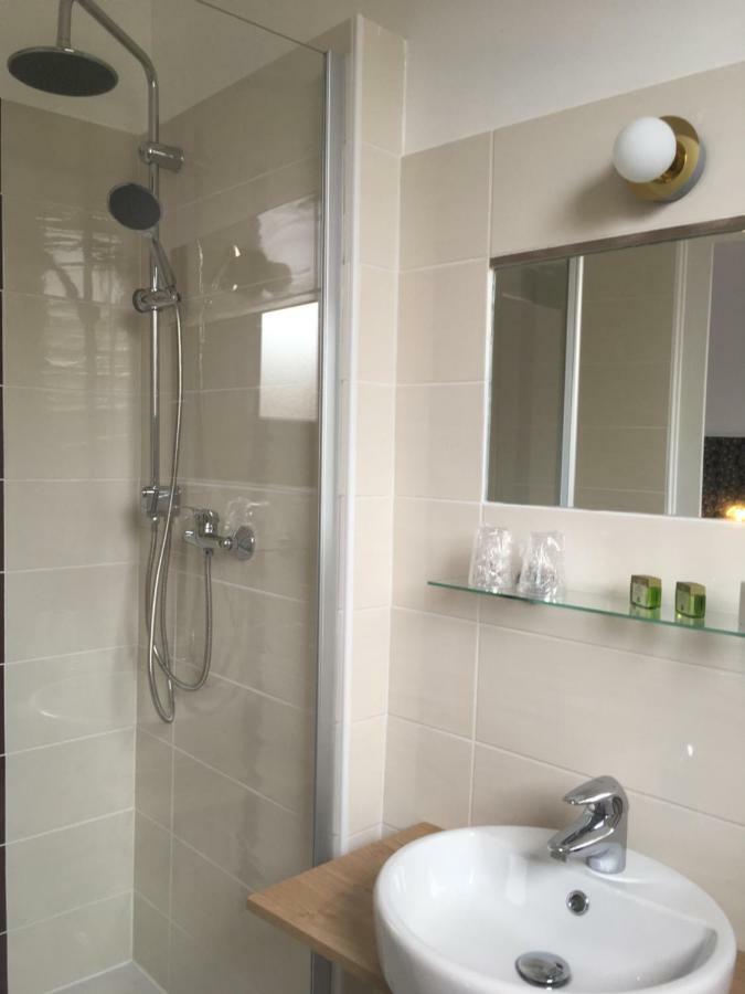 Hotel Aux Vendanges De Bourgogne Paray-le-Monial Luaran gambar